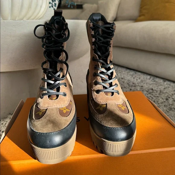 Louis Vuitton Laureate Desert Boot Size 39 - Picture 4 of 4